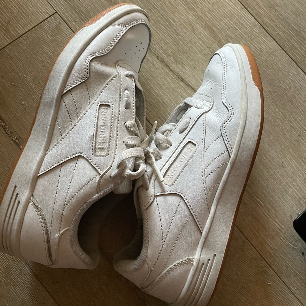Reebok Club C Sneakers size 9